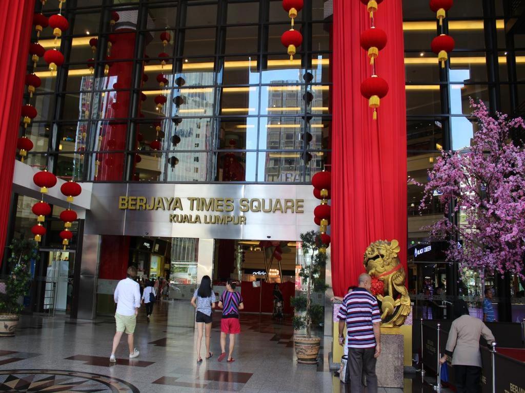 Sky Kl Suite At Time Square Kuala Lumpur Exterior photo